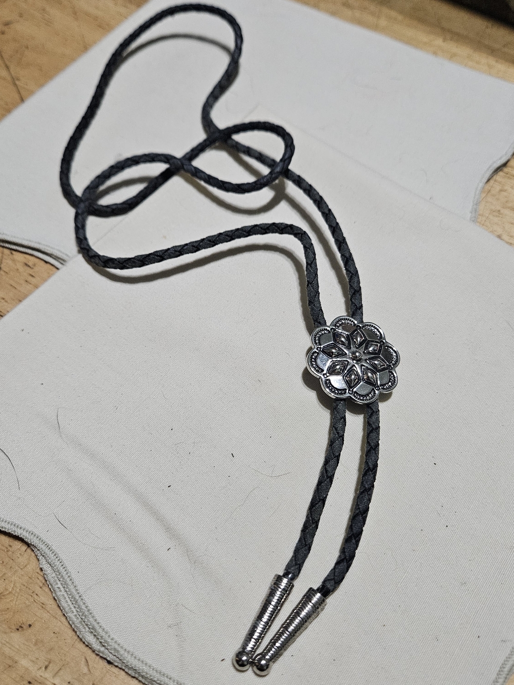 Rodeo Bolo Tie Western Flower Cowboy Black Leather Necktie